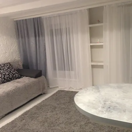 Apartment Центр Жд Пушкинская Или Итальянская 83